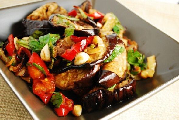 Σαλάτα βιταμινών «Το Monomakh είναι κατάλληλο ως συνοδευτικό για πιάτα με κρέας στη δίαιτα Dukan